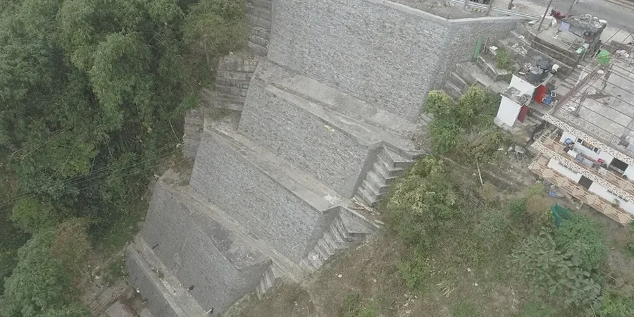 Pentes et murs à Calais